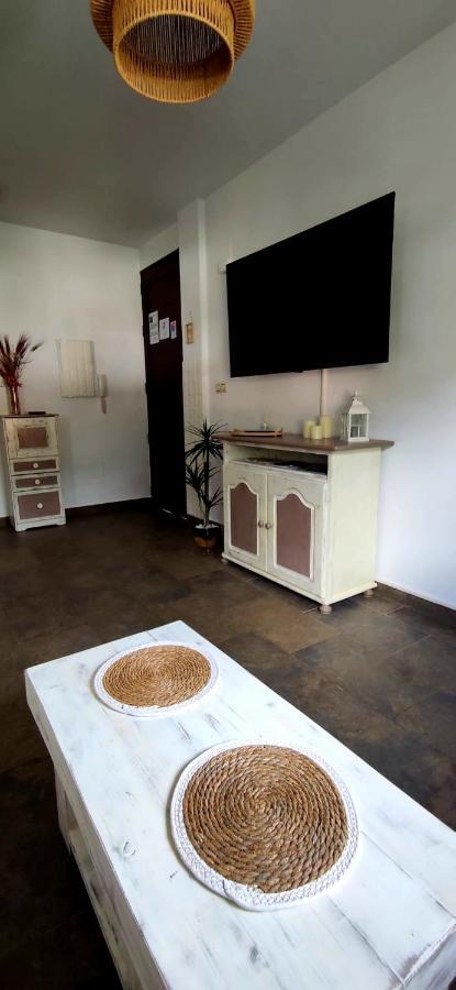 La Casita Del Arroyo Apartment *